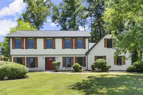 1886 S Hidden Hills Pkwy, Stone Mountain, GA 30088