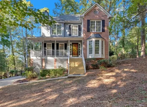 17 Wexford Cir NW, Cartersville, GA 30121