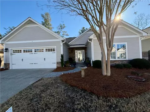 132 Abbey Cir, Woodstock, GA 30188