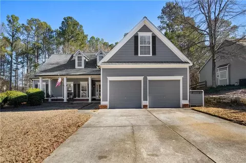 422 Thunder Ridge Dr, Acworth, GA 30101