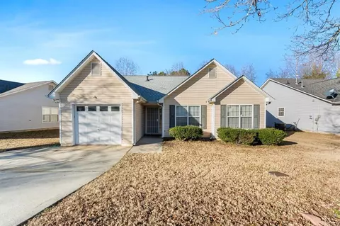 942 Maple Leaf Rdg, Jonesboro, GA 30238