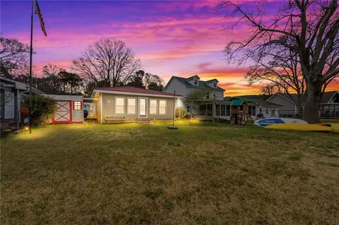 272 Lakeshore Dr, Monticello, GA 31064