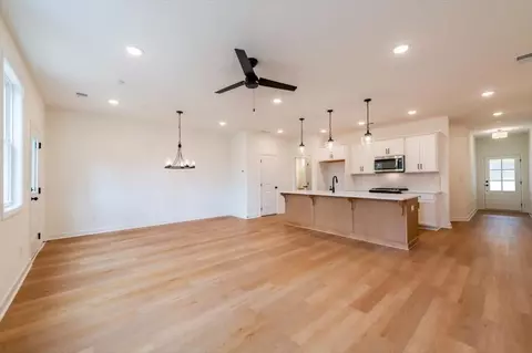 3309 Cranston Ln, Kennesaw, GA 30144