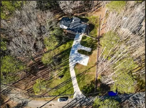 218 Upper Mill Creek Ln, Canton, GA 30115