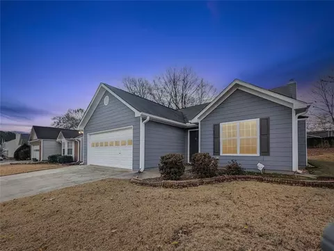 2503 Barndale Dr, Lawrenceville, GA 30044