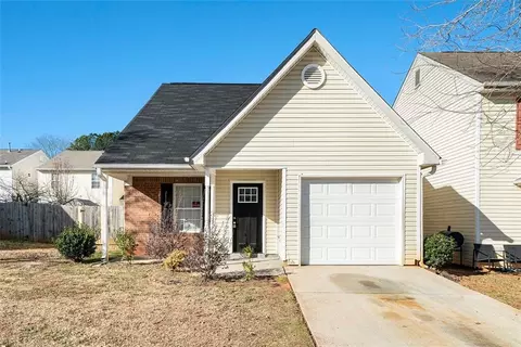 445 Kara Ln, Mcdonough, GA 30253