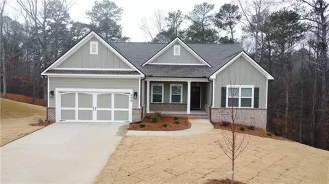 458 Banff Dr, Winder, GA 30680