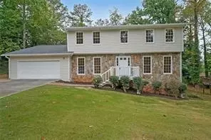 1529 Bell Flower Ct, Stone Mountain, GA 30088
