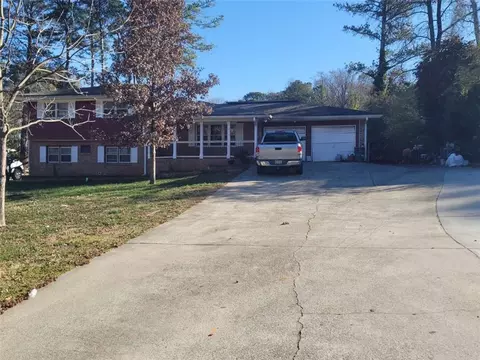 6138 Tracy Valley Dr, Norcross, GA 30093