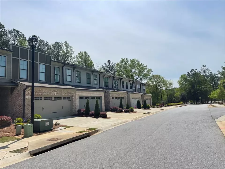 Exterior - 1346 Lucan Ln #WC2.27, Lawrenceville, GA 30043 photo 4 of 9