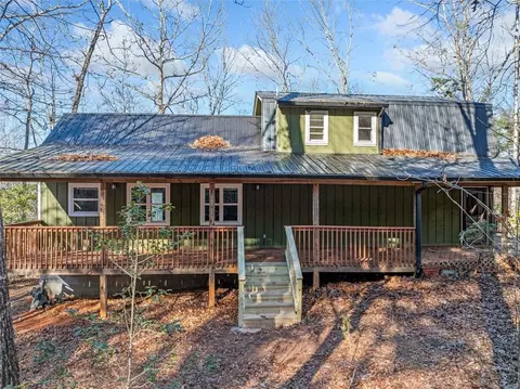 220 Applejack Ln, Dahlonega, GA 30533