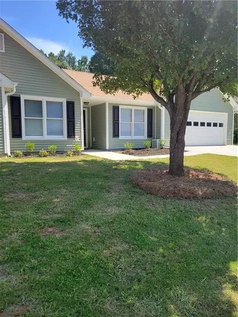 444 Shoal Ct, Lawrenceville, GA 30046