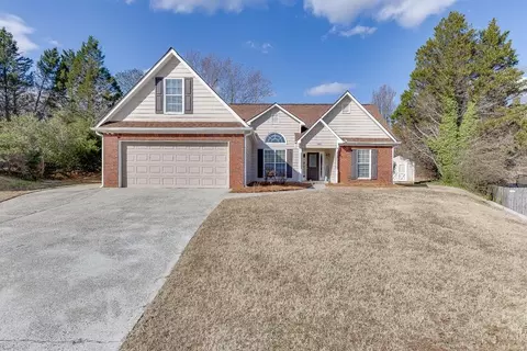 1920 Hampton Walk Ct, Hoschton, GA 30548