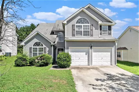 7812 Bell Tower Ln, Fairburn, GA 30213