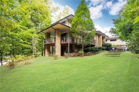 4373 Wieuca Rd NE, Atlanta, GA 30342