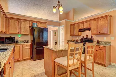 160 Valley Brook Dr, Covington, GA 30016 photo 5