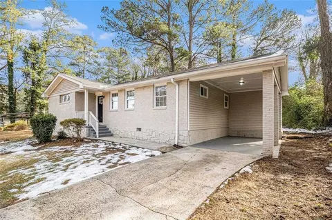 3395 Springlake Dr, Decatur, GA 30032