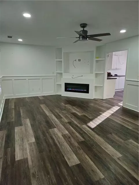 Living - 95 Jenna Ln, Covington, GA 30016 photo 2 of 3