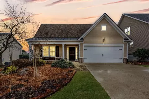 618 Cobblestone Cir, Canton, GA 30114