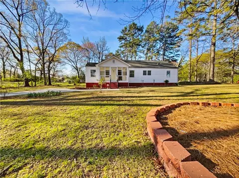 555 Bridge Ave, Forest Park, GA 30297