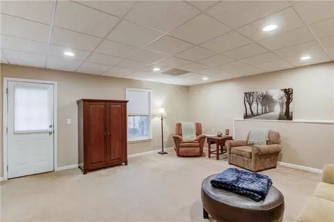 Living - 3090 Oak Hampton Way, Duluth, GA 30096 photo 5 of 6