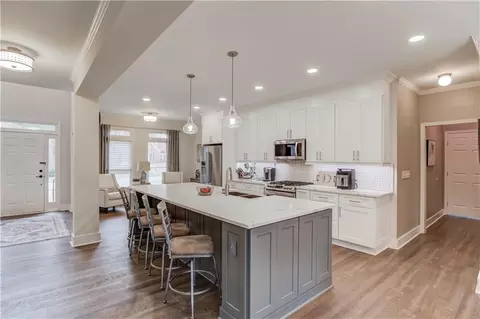 Kitchen - 3090 Oak Hampton Way, Duluth, GA 30096 photo 5 of 8