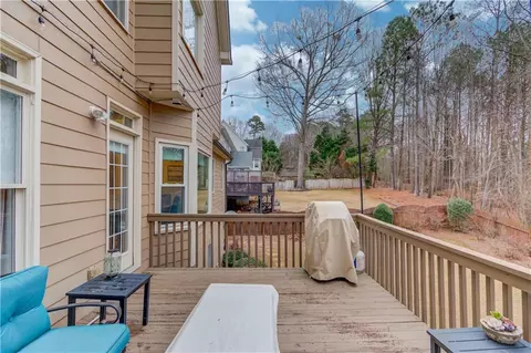 Exterior - 3090 Oak Hampton Way, Duluth, GA 30096 photo 4 of 10