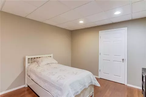 Bedroom - 3090 Oak Hampton Way, Duluth, GA 30096 photo 11 of 12