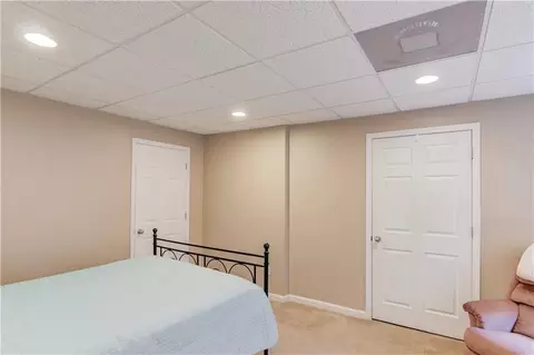 Bedroom - 3090 Oak Hampton Way, Duluth, GA 30096 photo 9 of 12