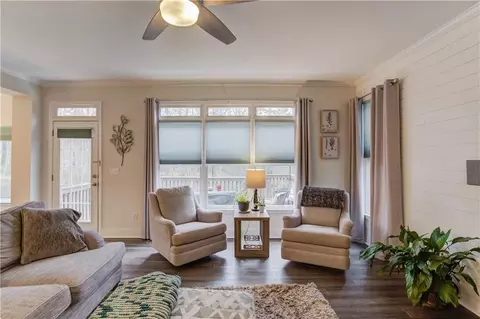 Living - 3090 Oak Hampton Way, Duluth, GA 30096 photo 2 of 6