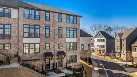 6735 Prelude Dr, Atlanta, GA 30328