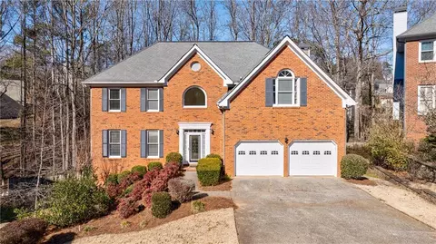210 Rolling Mist Ct, Alpharetta, GA 30022