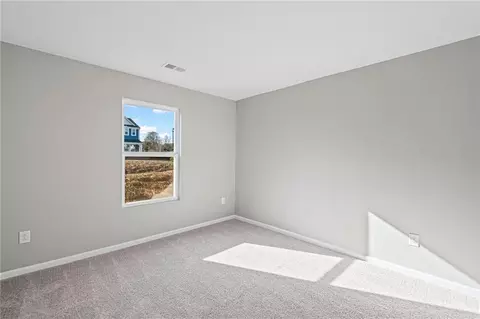 Bedroom - 1002 Rainier Dr, Euharlee, GA 30145 photo 3 of 5