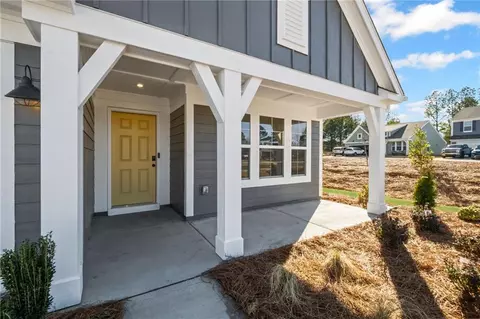 Exterior - 1002 Rainier Dr, Euharlee, GA 30145 photo 5 of 10