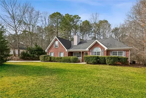 300 Huntington St, Covington, GA 30016