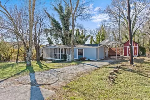 3935 Loganville Hwy, Loganville, GA 30052