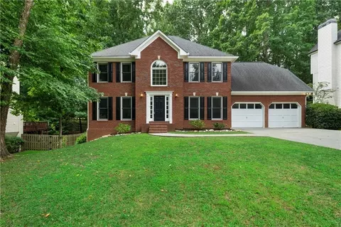 581 Braidwood Dr NW, Acworth, GA 30101