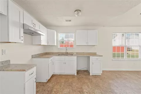 80 Keyton Dr, Covington, GA 30016 photo 8