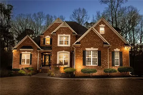 340 Huiet Dr, Mcdonough, GA 30252