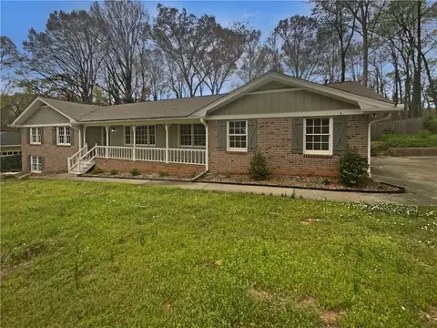 2082 Rainbow Dr, Snellville, GA 30039