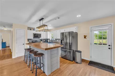 Kitchen - 2700 Walton Downs Rd, Monroe, GA 30655 photo 2 of 8