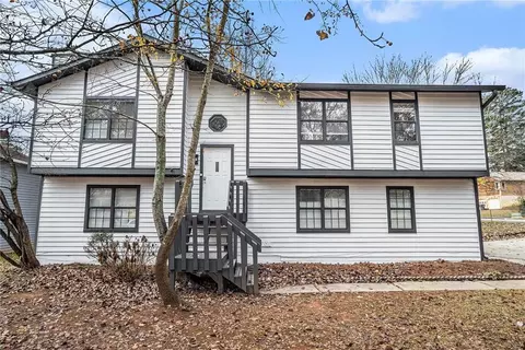 2649 Porter Dr, Lawrenceville, GA 30044