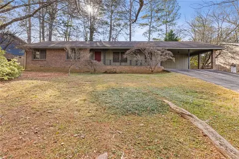 5662 Grist Stone Dr SW, Lilburn, GA 30047