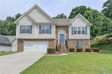 770 Dunagan Forest Dr, Lawrenceville, GA 30045