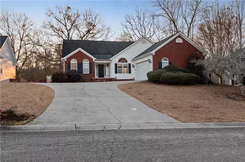 897 Kendall Park Dr, Winder, GA 30680