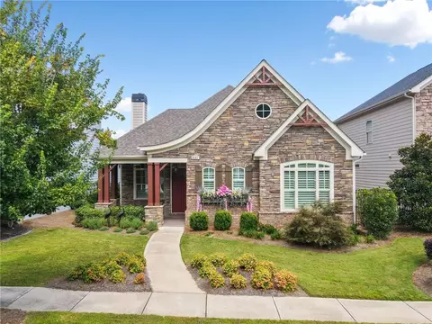 431 Serenity Ln, Woodstock, GA 30188