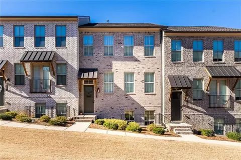 4292 Foxtail Pine Aly, Doraville, GA 30360
