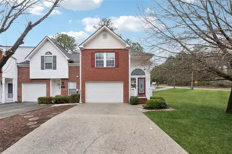 6235 Queen Meadow Dr SE, Mableton, GA 30126