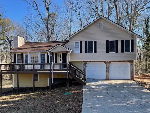 1921 Clinton Pl, Lawrenceville, GA 30043