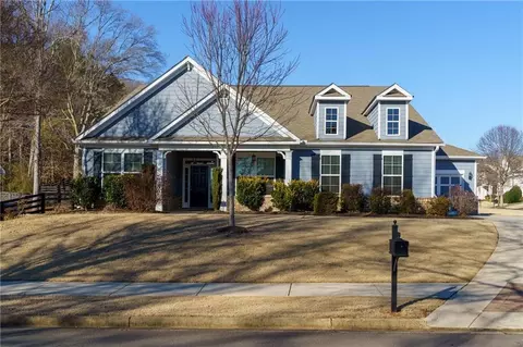 730 Paint Horse Dr, Canton, GA 30115